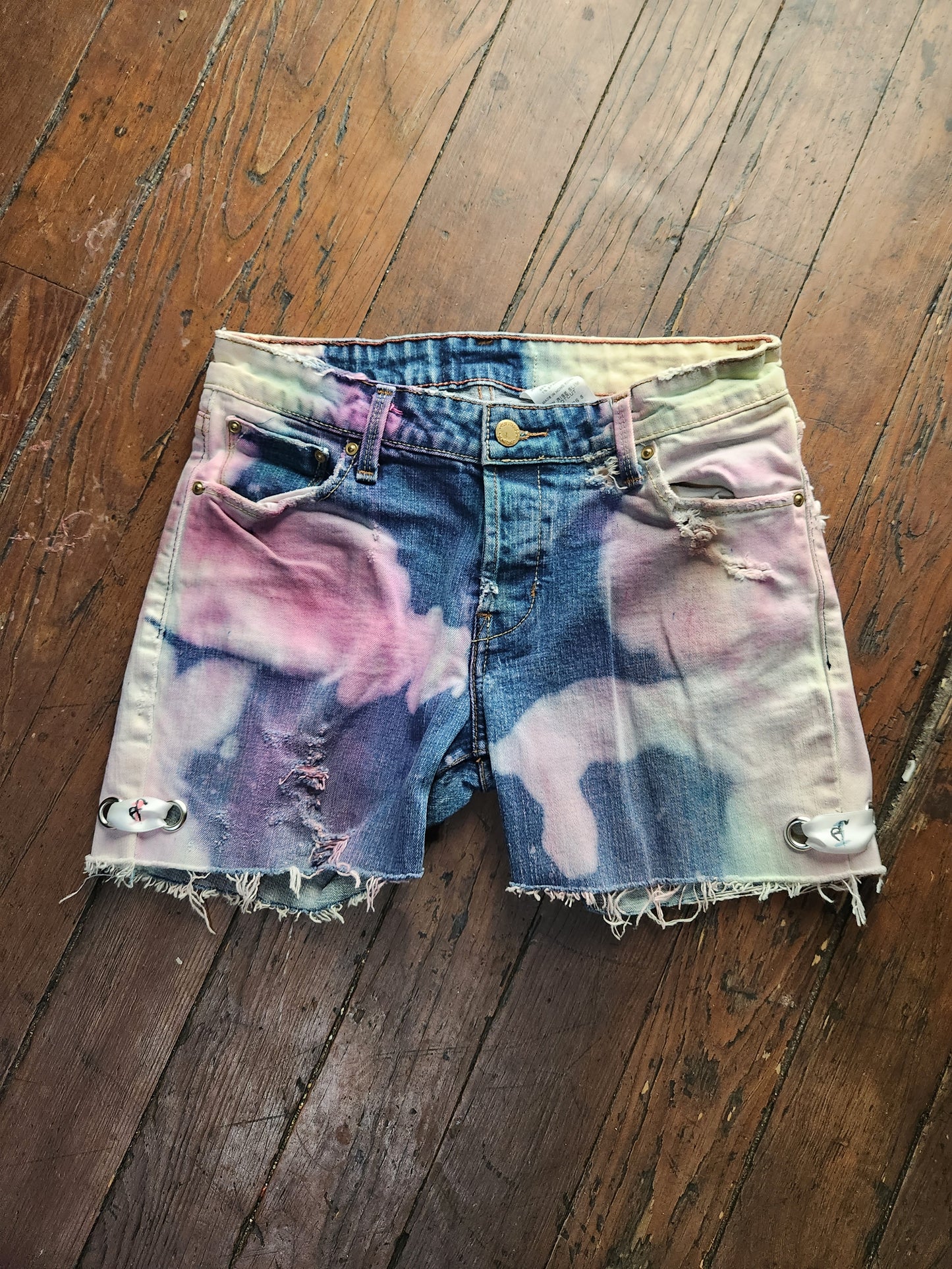Rose Pedal Jean Shorts