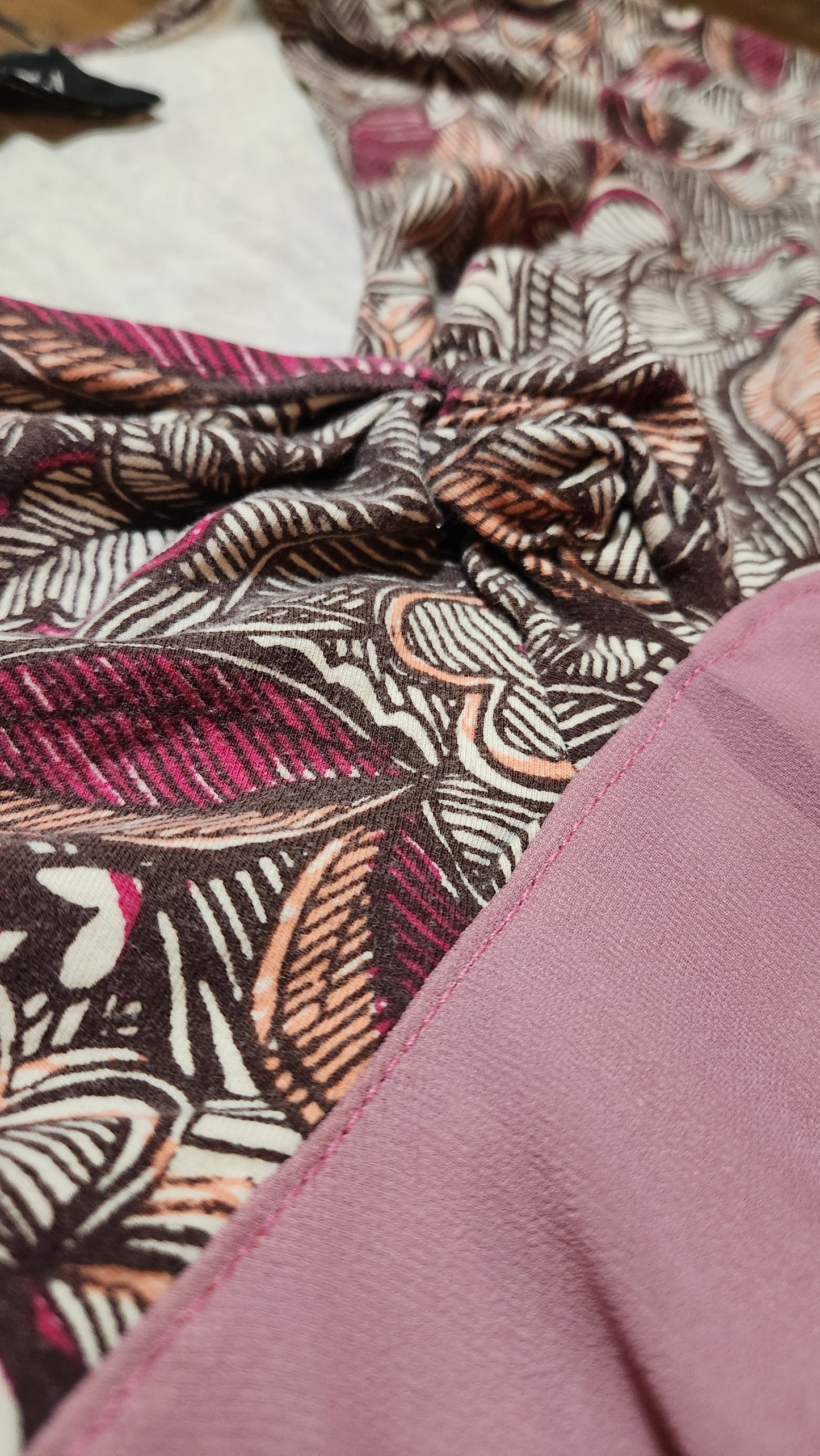 Knoted shirt