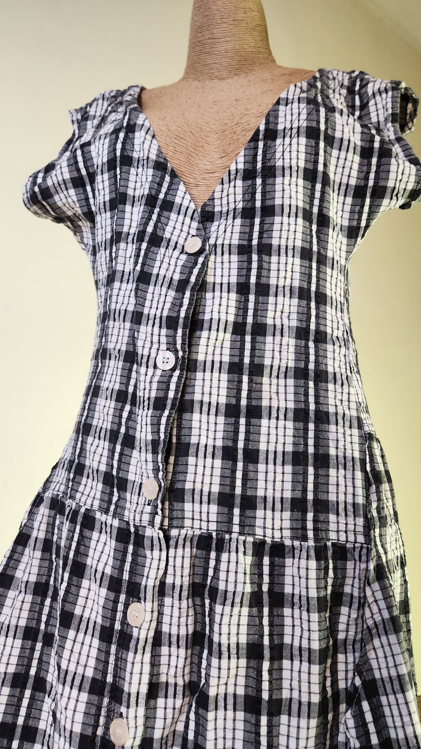 Xl plunge neck button up dress