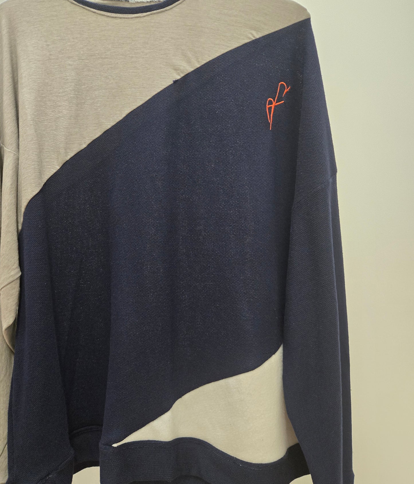 Tri-angle long sleeve T-shirt