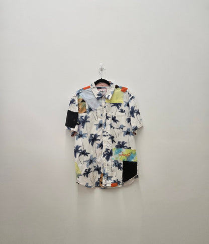 Beach vibes button-up T-shirt